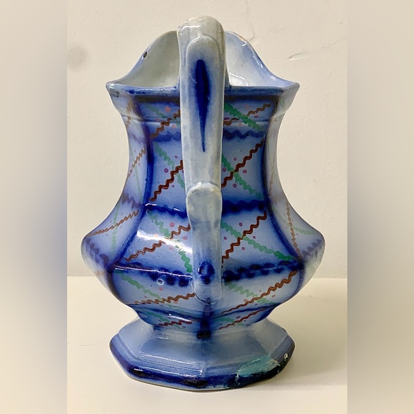 19th Century Antique Gaudy Ironstone Flow Blue Squiggle Grid Pattern Jug Pitcher - Picture 3 of 16